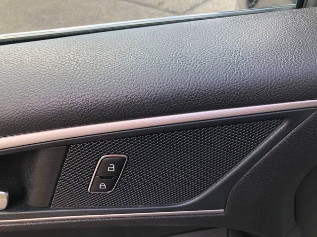 Used 2024 Ford Edge SEL image 10