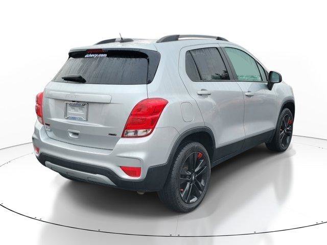 Used 2021 Chevrolet Trax LT w/ Redline Edition image 4