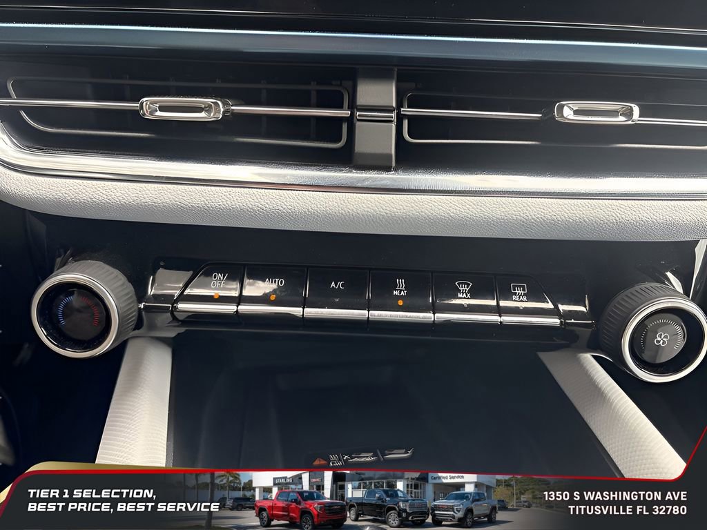 Used 2025 Chevrolet Equinox EV LT image 23