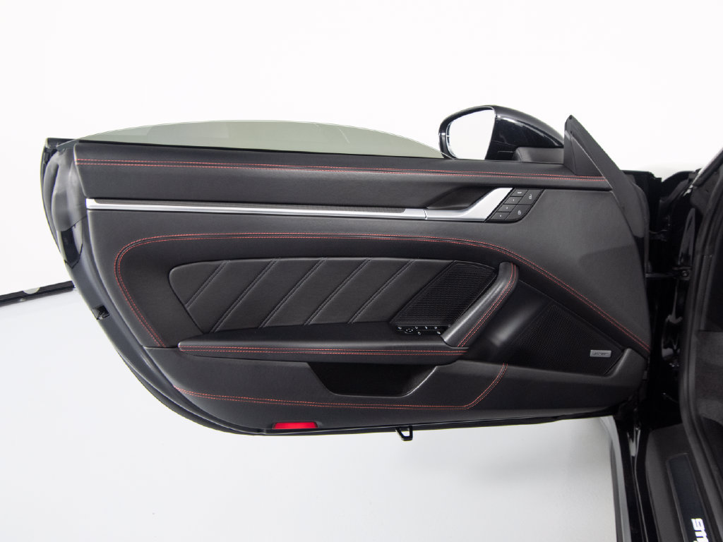 Certified 2022 Porsche 911 Turbo S AWD/4WD image 19