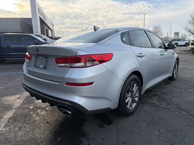 Used 2020 Kia Optima LX image 3