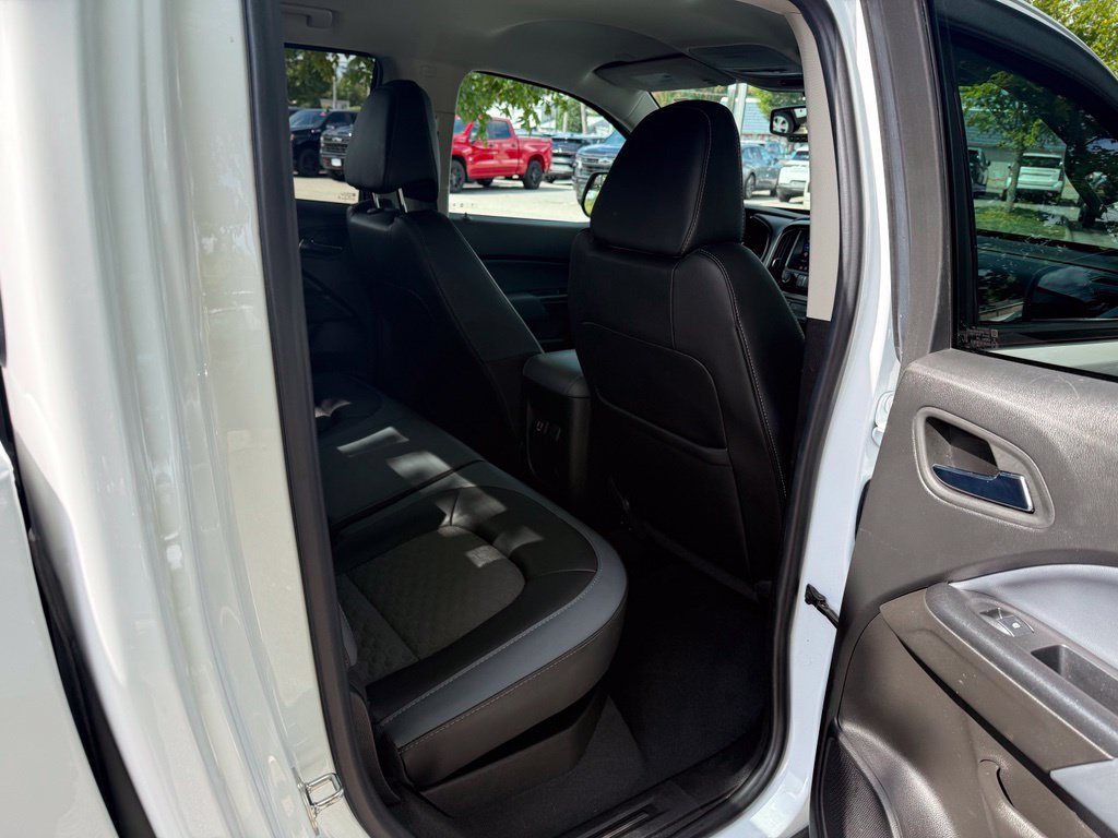 Used 2022 Chevrolet Colorado Z71 w/ Safety Package RWD image 14