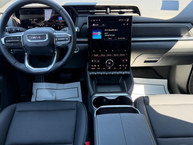 New 2027 GMC Terrain Elevation w/ Elevation Premium Package AWD/4WD image 12