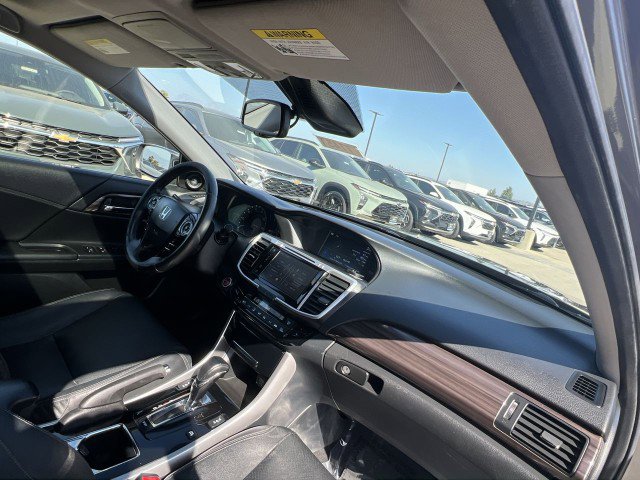 Used 2017 Honda Accord EX-L image 29