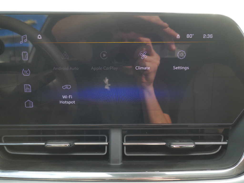 Certified 2026 Chevrolet Trax LT FWD image 29