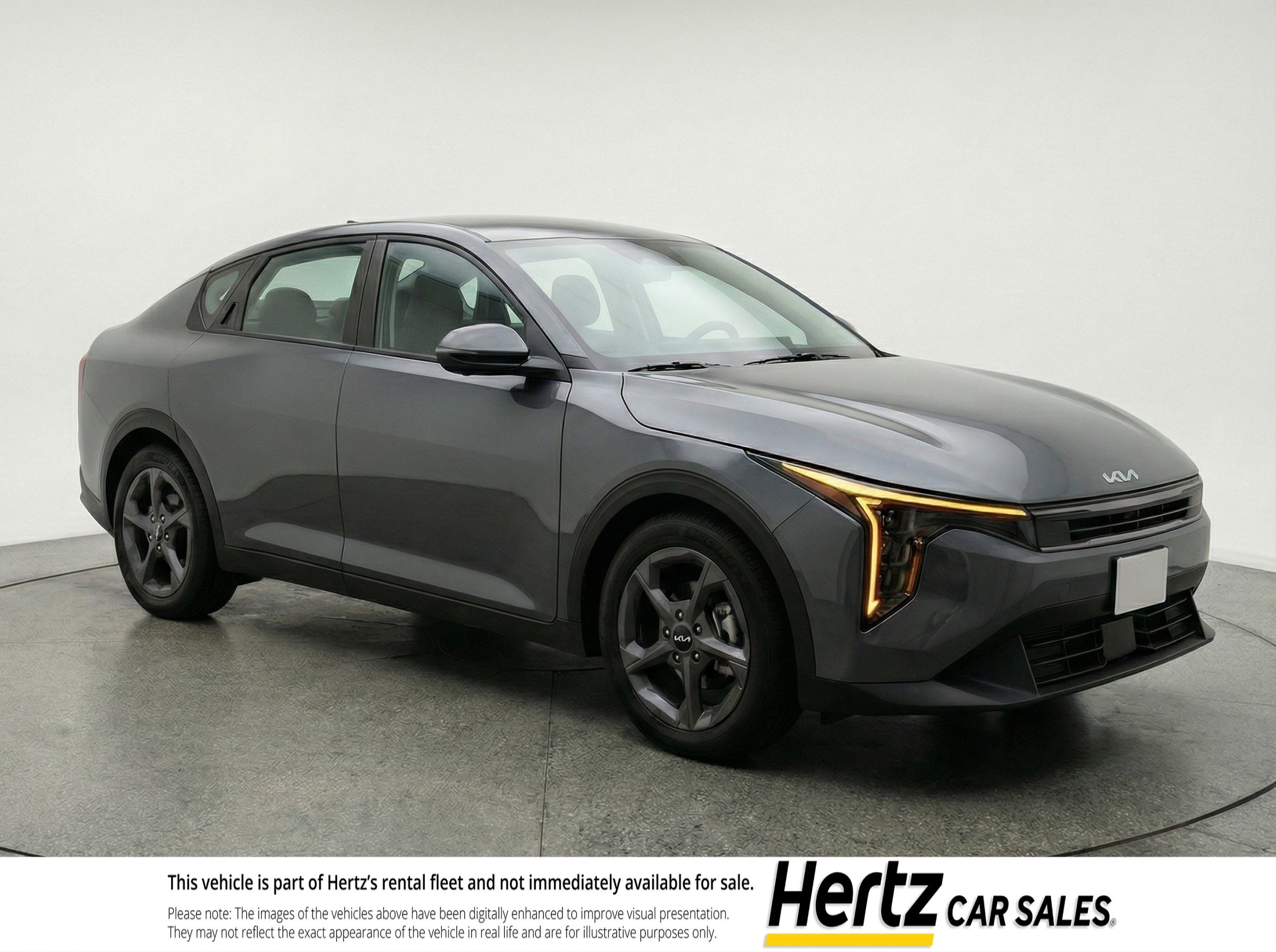 Used 2025 Kia K4 LXS image 1