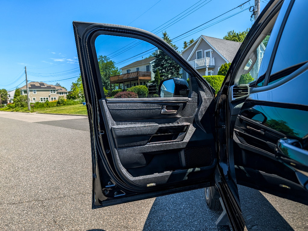 Used 2022 Toyota Tundra Limited AWD/4WD image 10