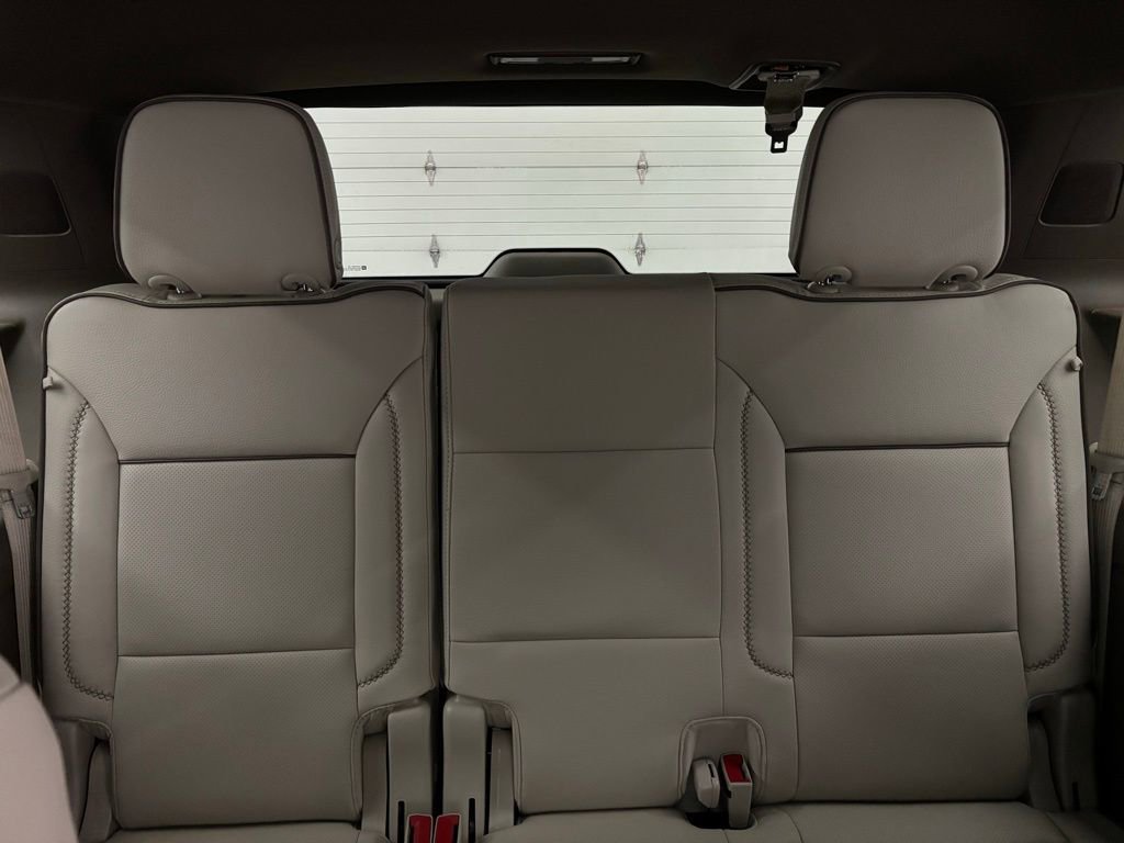 New 2026 GMC Yukon Denali w/ Sun & Power Step Package image 40
