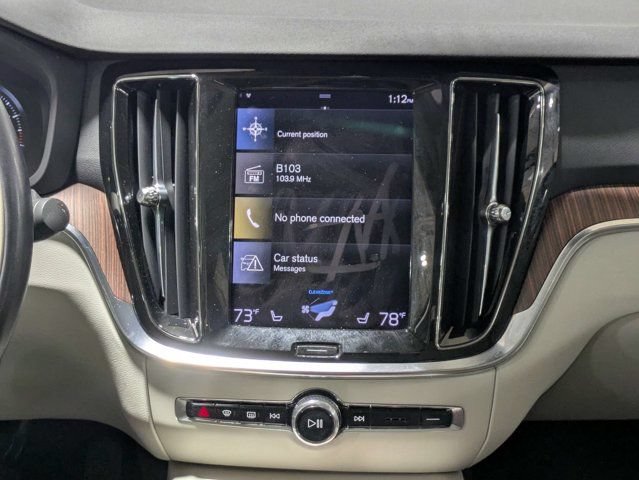 Used 2022 Volvo S60 B5 Momentum w/ Premium Package FWD image 17