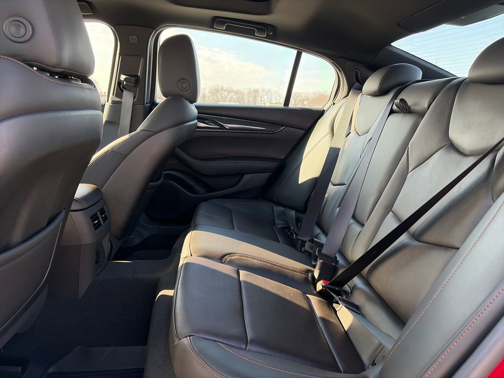 Used 2025 Cadillac CT5 Sport w/ Technology Package image 32