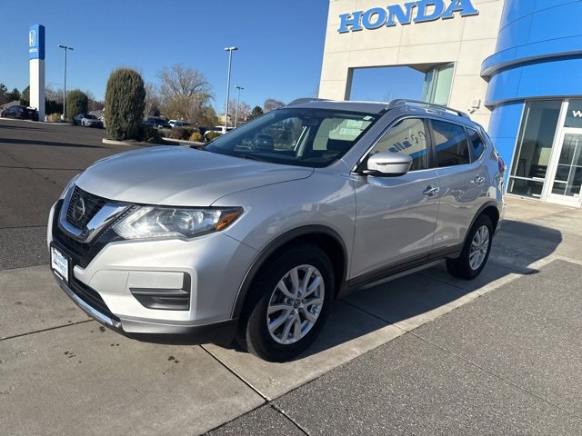 Used 2018 Nissan Rogue SV image 12