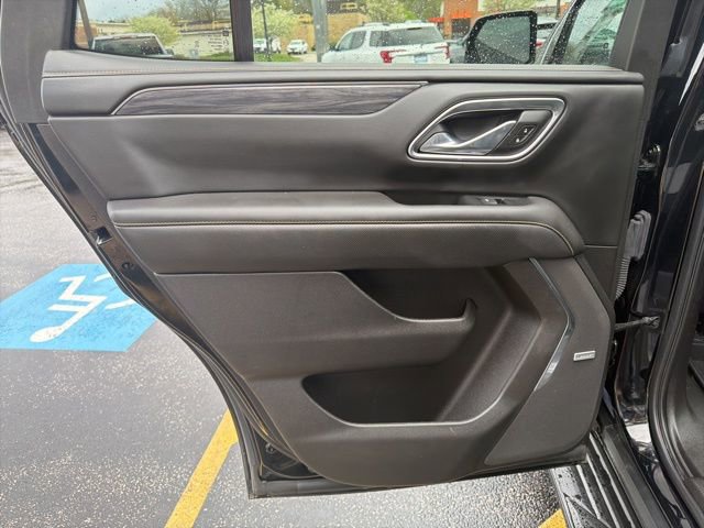 Certified 2021 GMC Yukon SLT w/ SLT Luxury Plus Package image 13