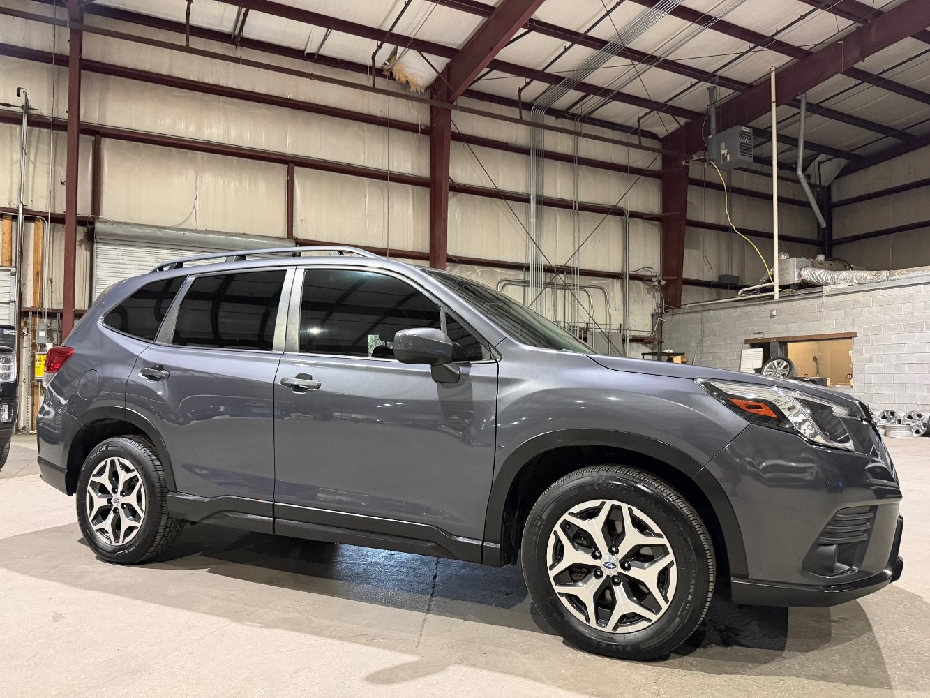 Used 2022 Subaru Forester Premium AWD/4WD image 3