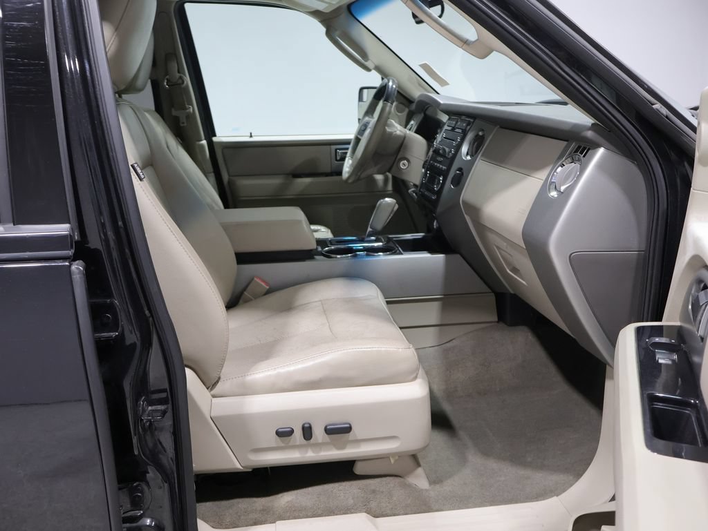 Used 2012 Ford Expedition Limited AWD/4WD image 12