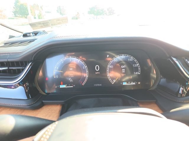 Used 2025 Jeep Grand Cherokee Summit AWD/4WD image 4