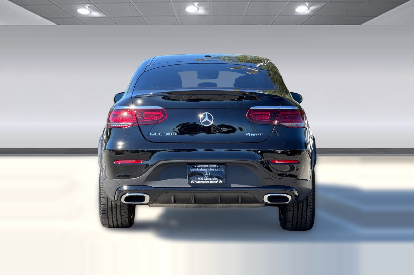 Used 2020 Mercedes-Benz GLC 300 4MATIC Coupe image 9
