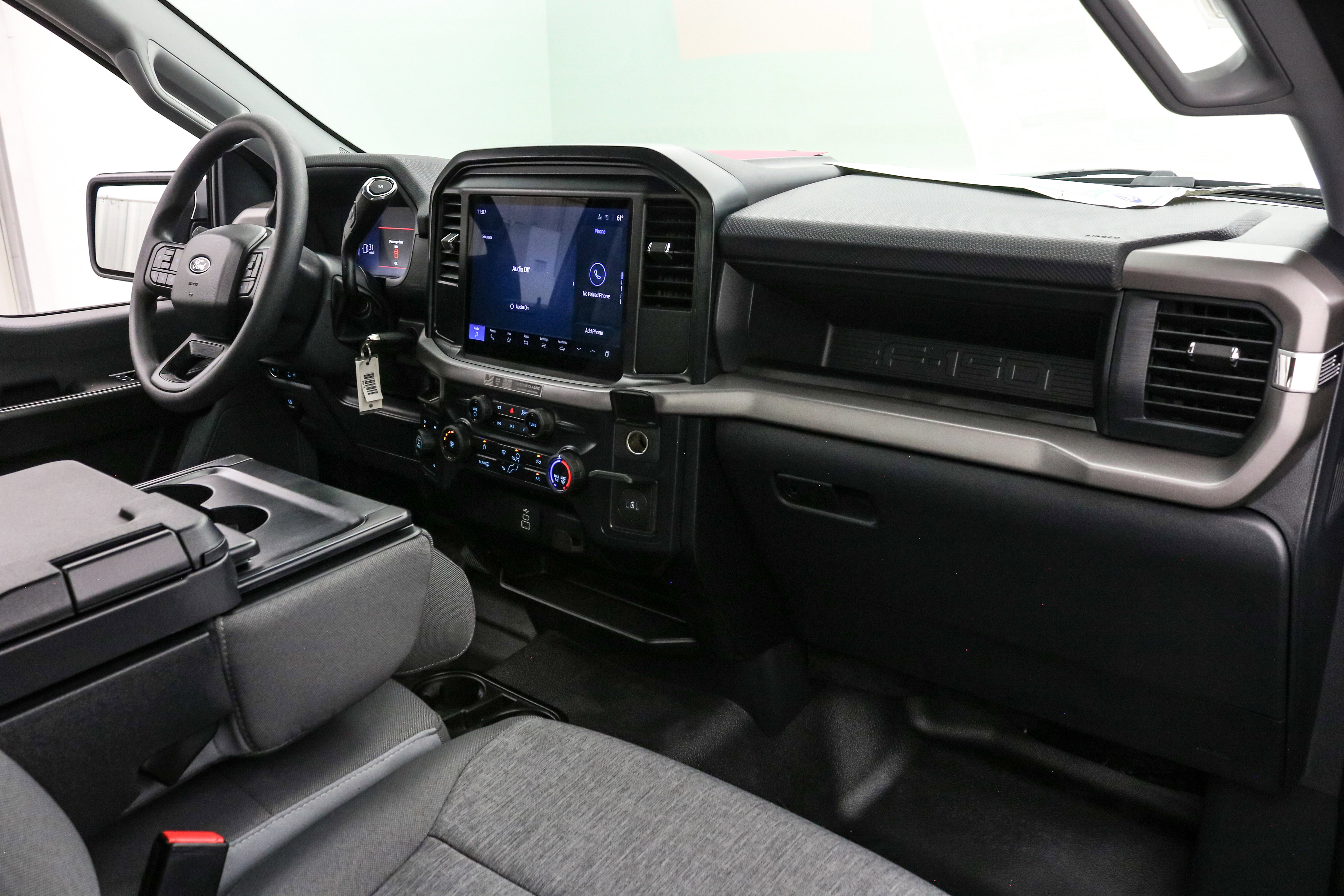 New 2025 Ford F150 XL w/ Equipment Group 103A High image 36