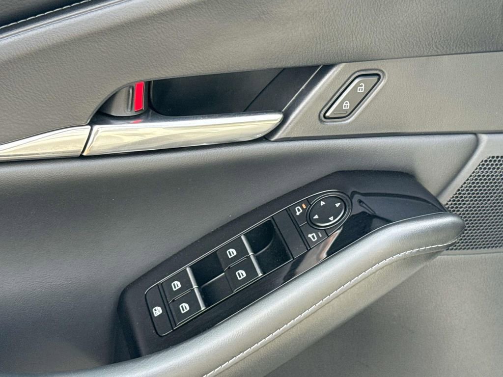 Certified 2025 MAZDA CX-30 AWD 2.5 S w/ Preferred Package image 24