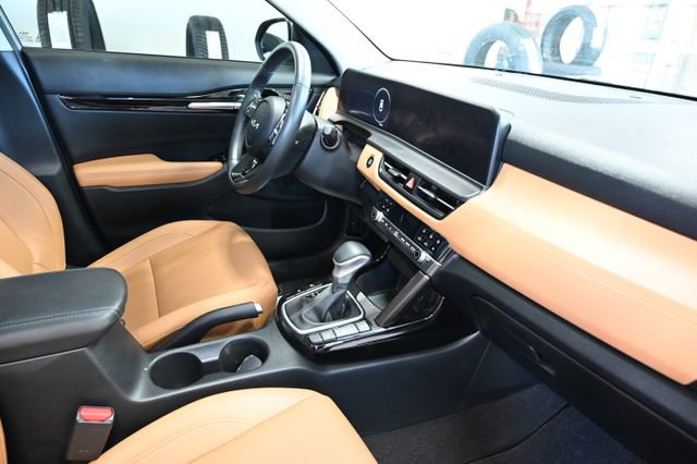 Used 2024 Kia Seltos EX AWD/4WD image 14
