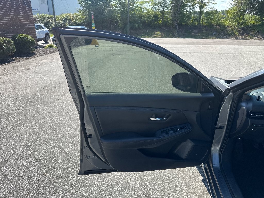 Used 2020 Nissan Sentra S FWD image 9