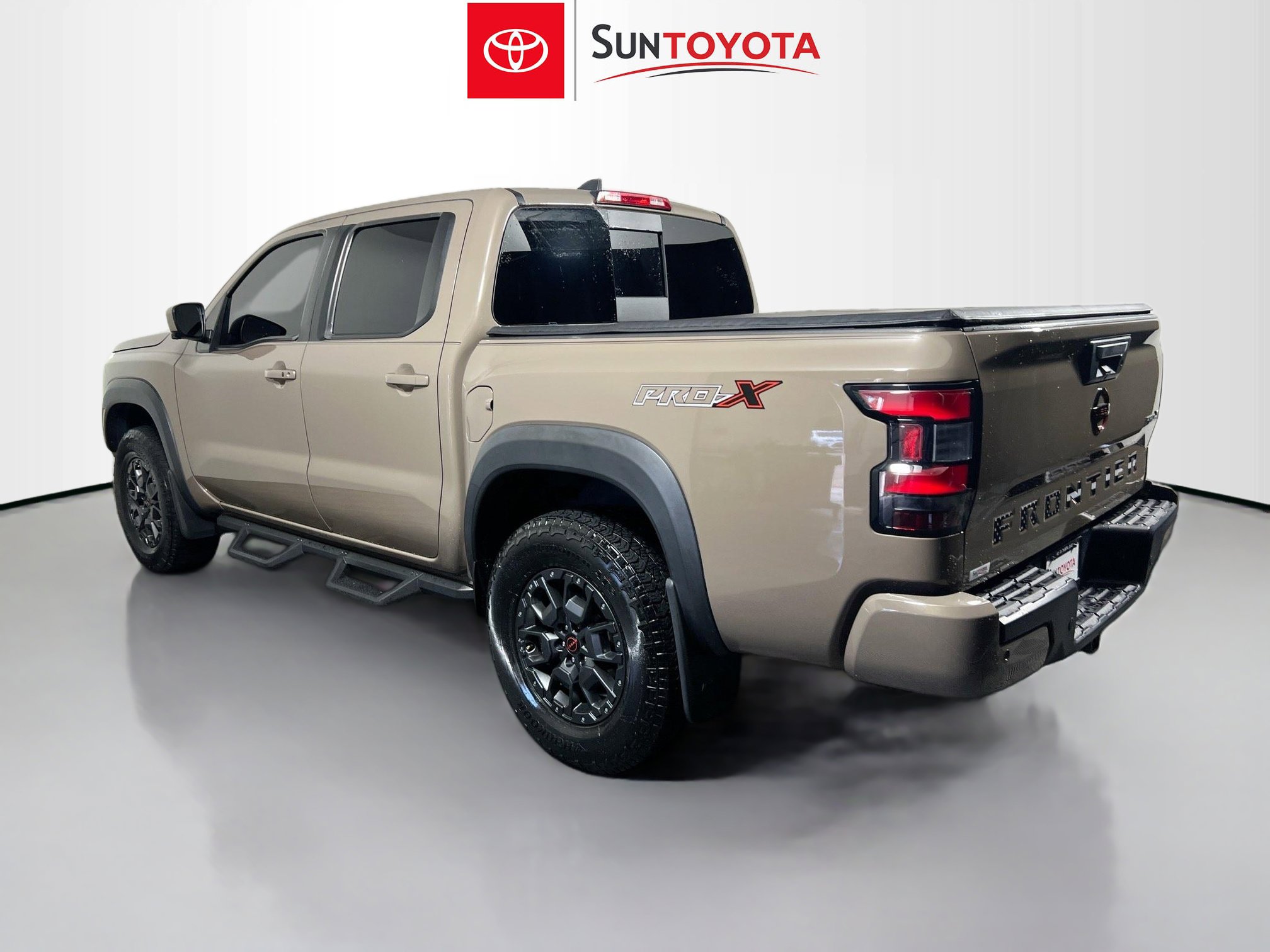 Used 2023 Nissan Frontier Pro-X w/ Pro-X Premium Package image 6