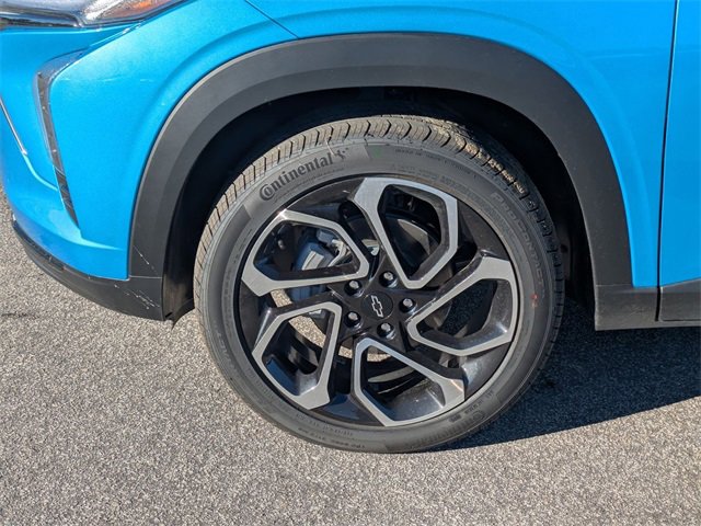 New 2025 Chevrolet Trax RS w/ Driver Confidence Package image 8