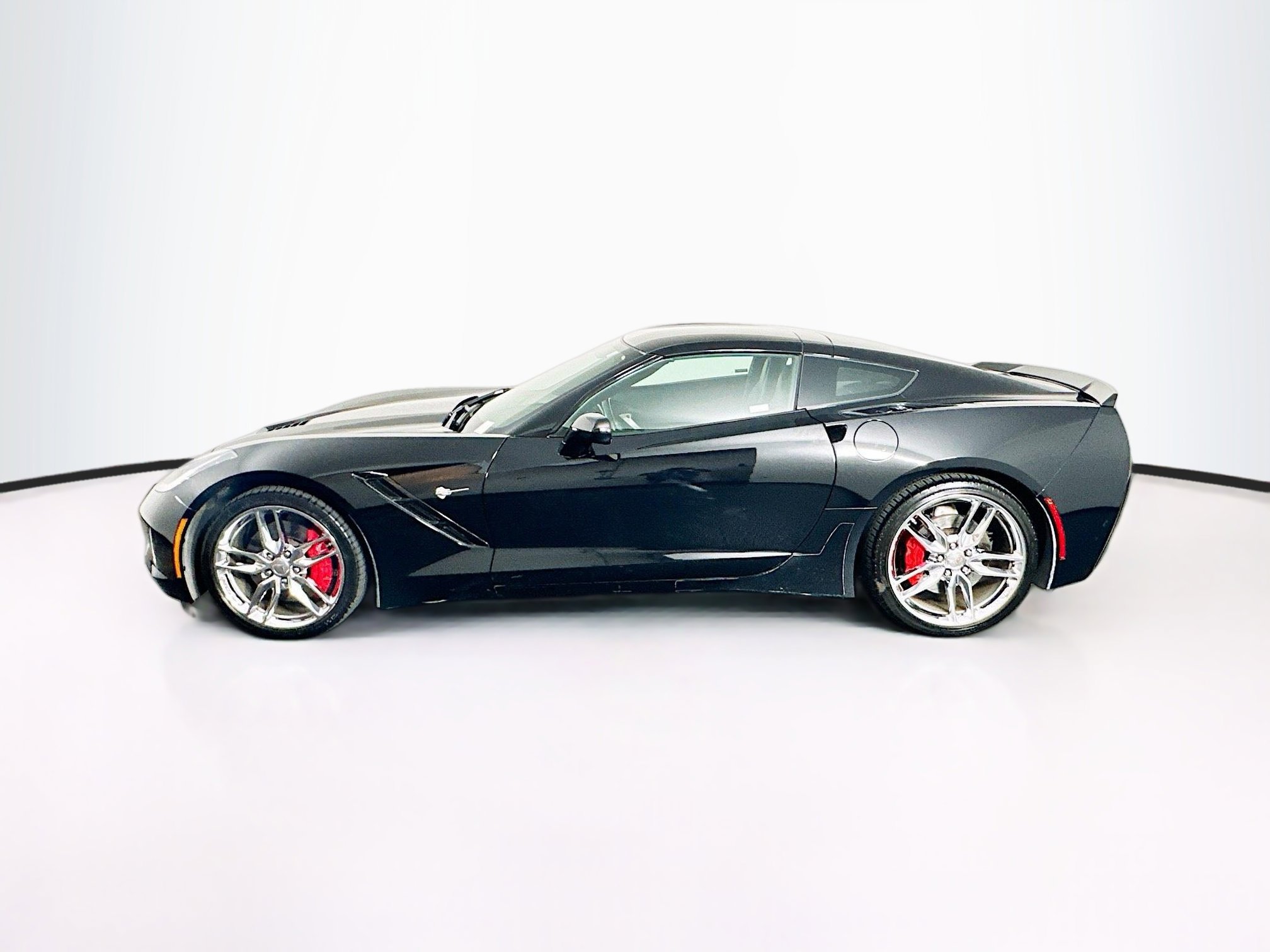 Used 2014 Chevrolet Corvette Stingray Coupe w/ 3LT Preferred Equipment Group RWD image 4