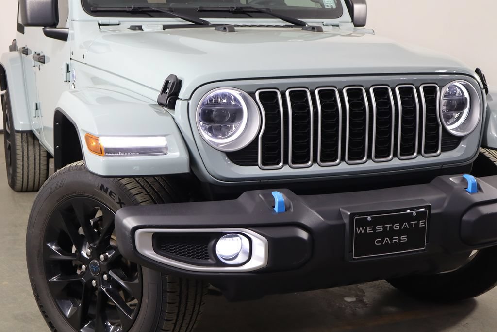 Used 2024 Jeep Wrangler Unlimited Sahara AWD/4WD image 48
