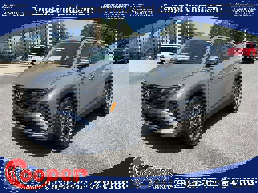 New 2026 Hyundai Tucson SEL image 1