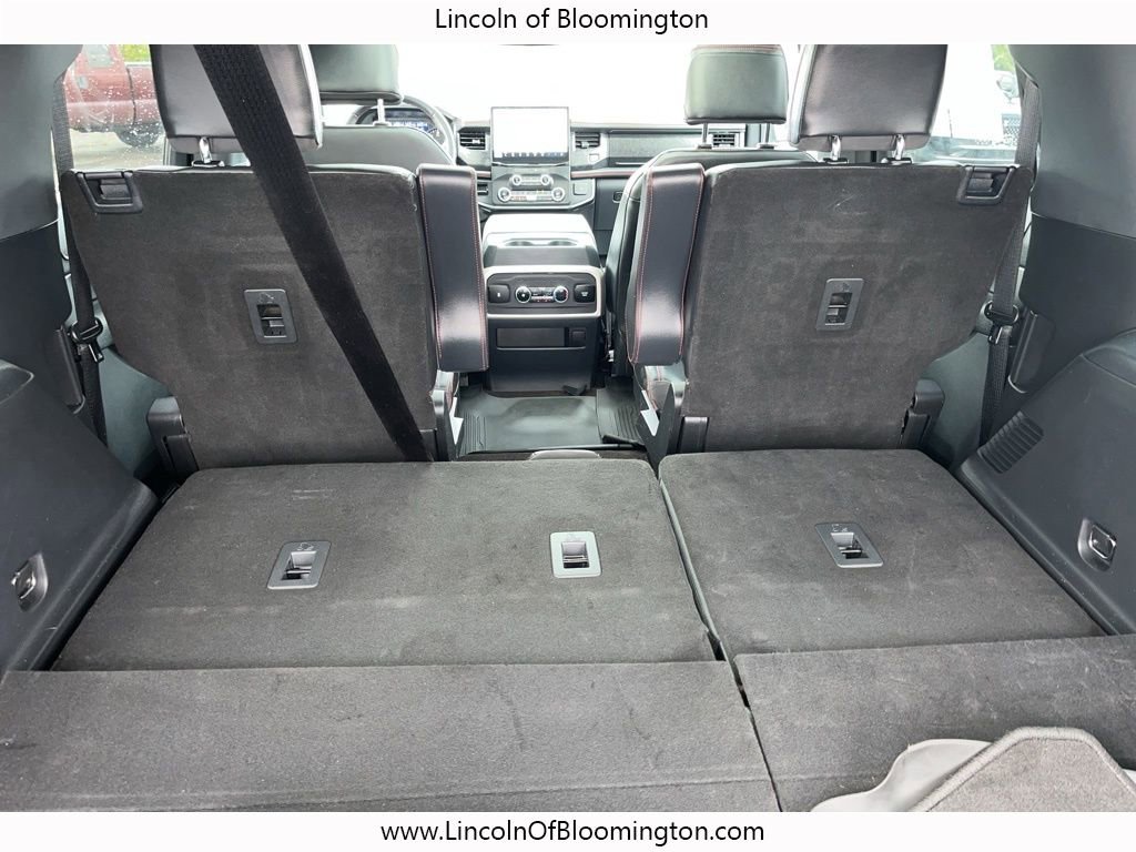 Used 2022 Ford Expedition Max Limited image 21
