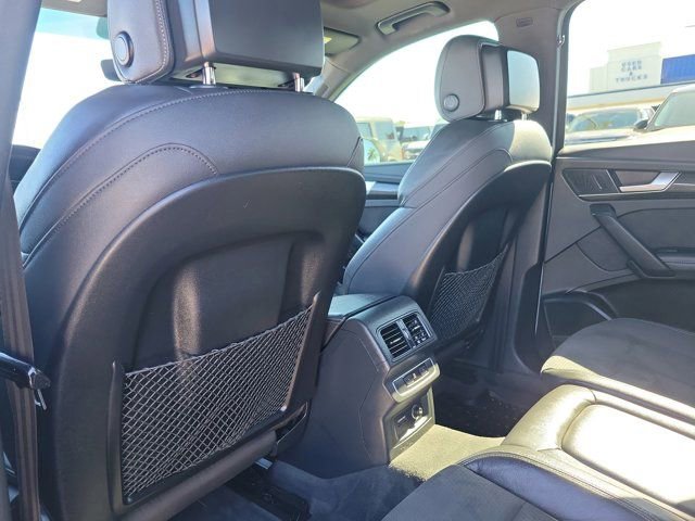 Used 2022 Audi SQ5 Premium Plus w/ Premium Plus Package image 16