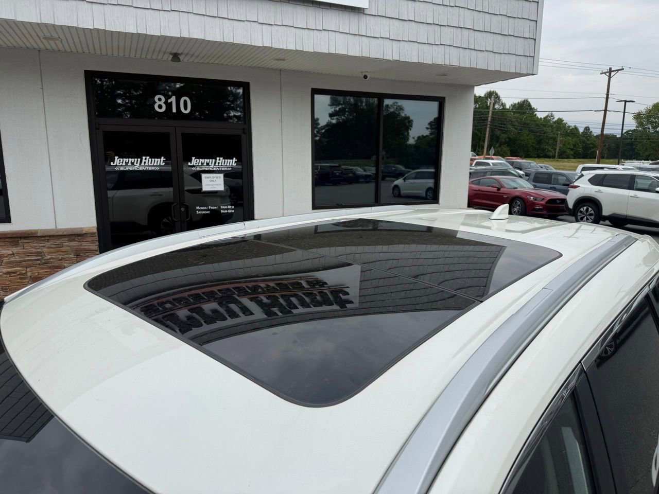Used 2023 Nissan Rogue SV w/ SV Premium B Package AWD/4WD image 10