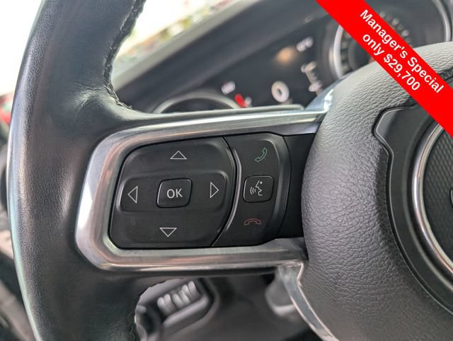 Used 2021 Jeep Wrangler Unlimited Sahara AWD/4WD image 17
