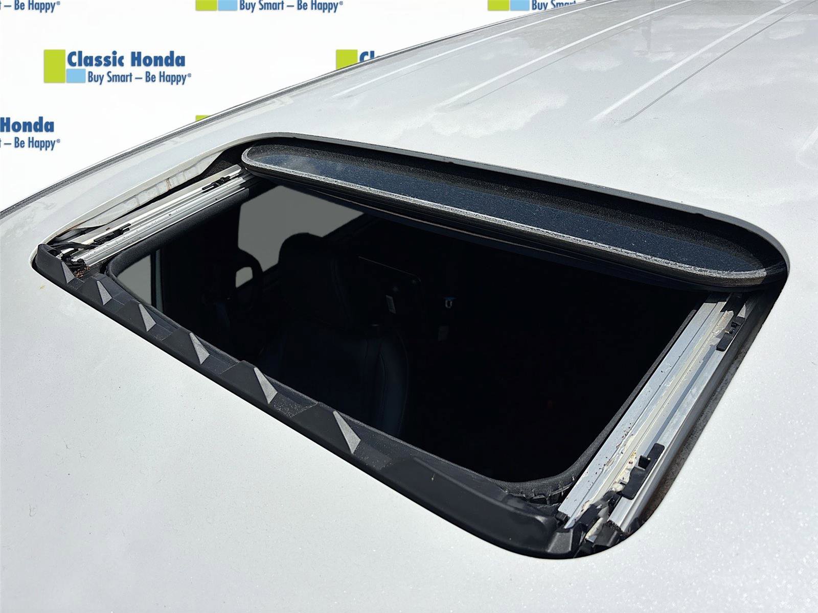 Used 2024 Honda Odyssey Sport image 25