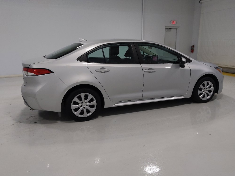 Used 2021 Toyota Corolla LE image 10