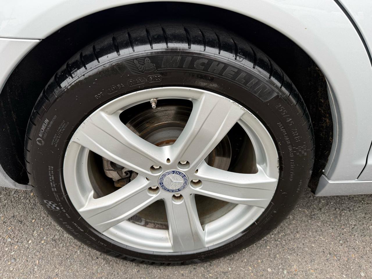 Used 2010 Mercedes-Benz S 550 4MATIC image 55