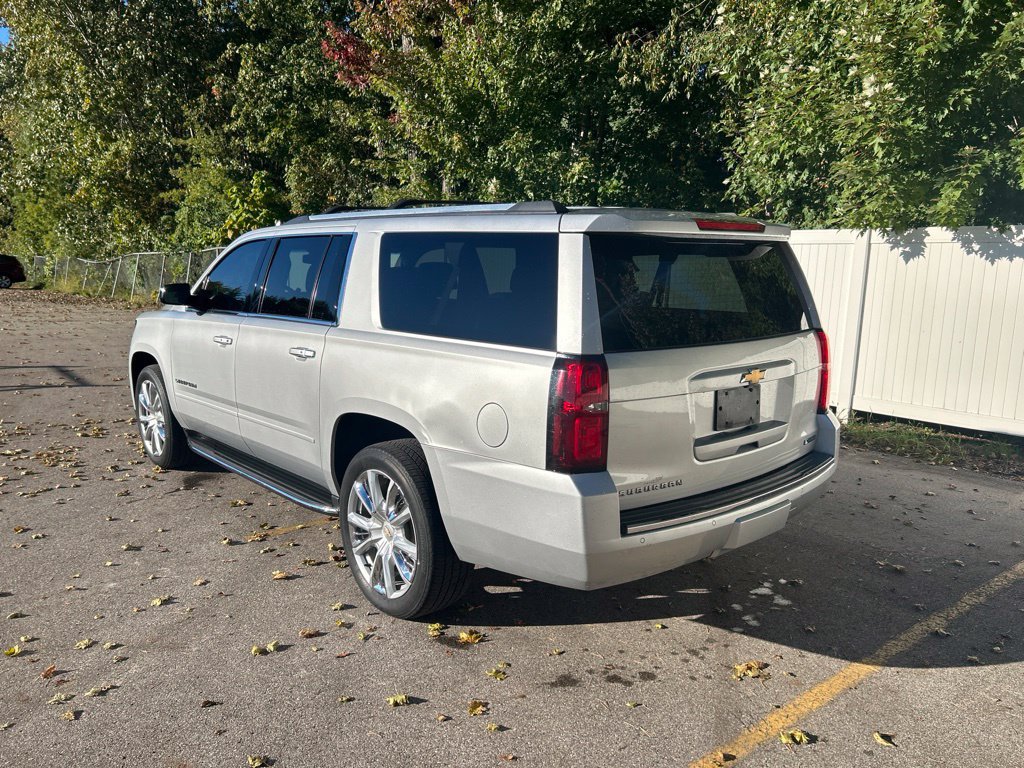 Used 2017 Chevrolet Suburban Premier AWD/4WD image 2