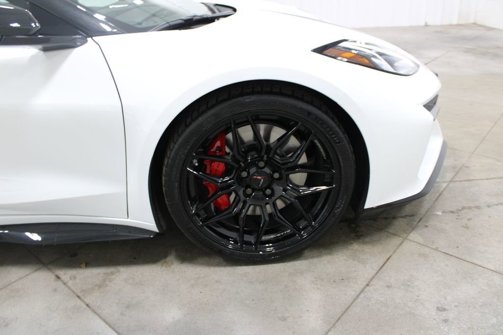 New 2026 Chevrolet Corvette Z06 w/ Stealth Interior Trim Package image 31