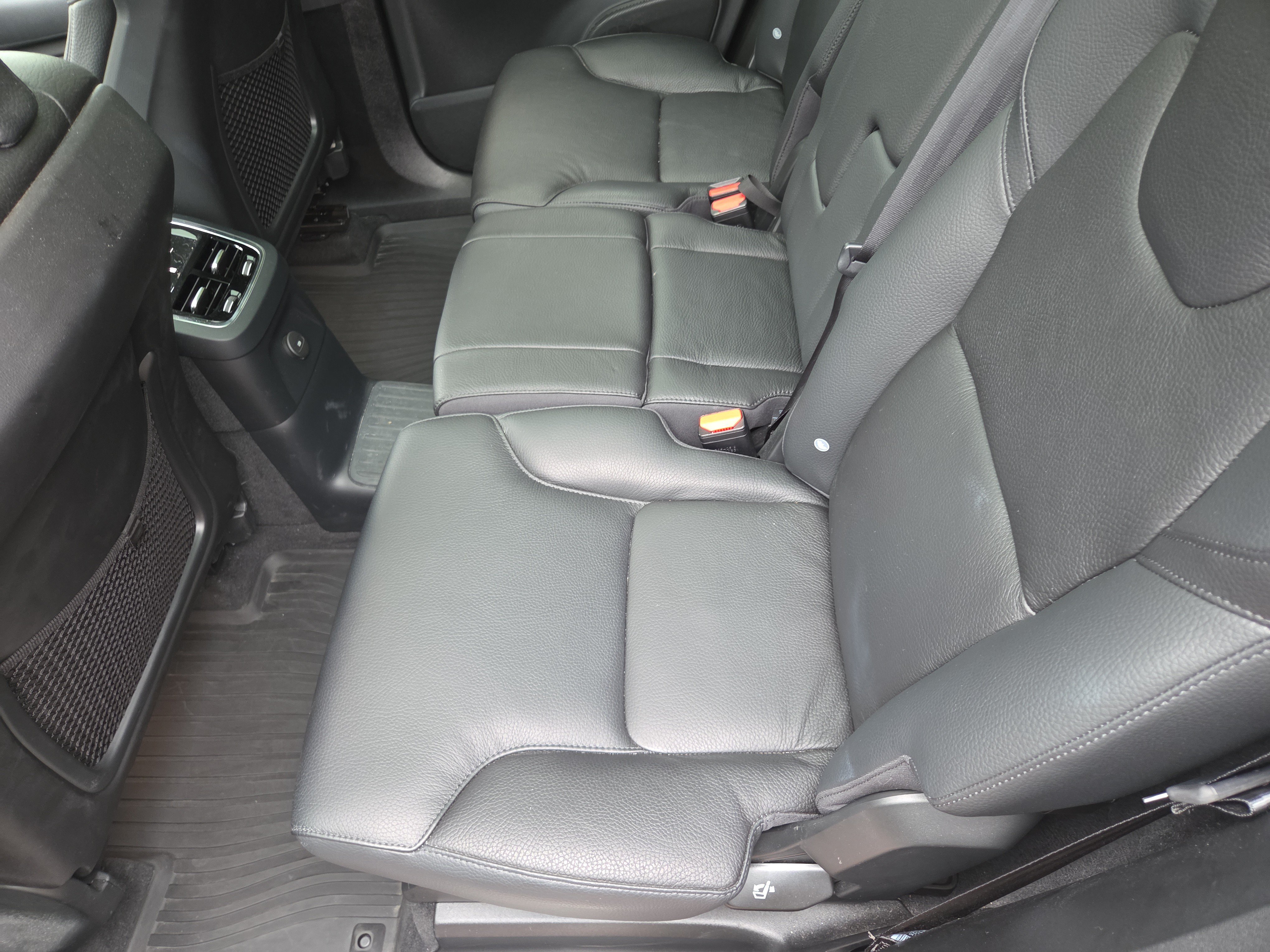 Used 2022 Volvo XC90 T8 Inscription Expression AWD/4WD image 23