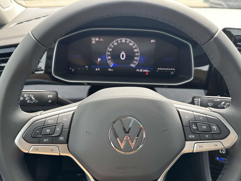 New 2026 Volkswagen Jetta SE FWD image 18