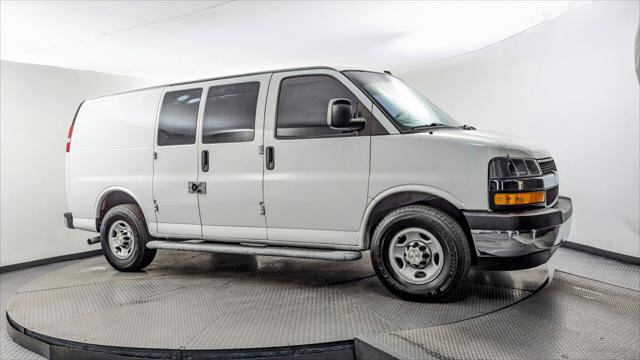 Used 2020 Chevrolet Express 2500 w/ Driver Convenience Package RWD image 11