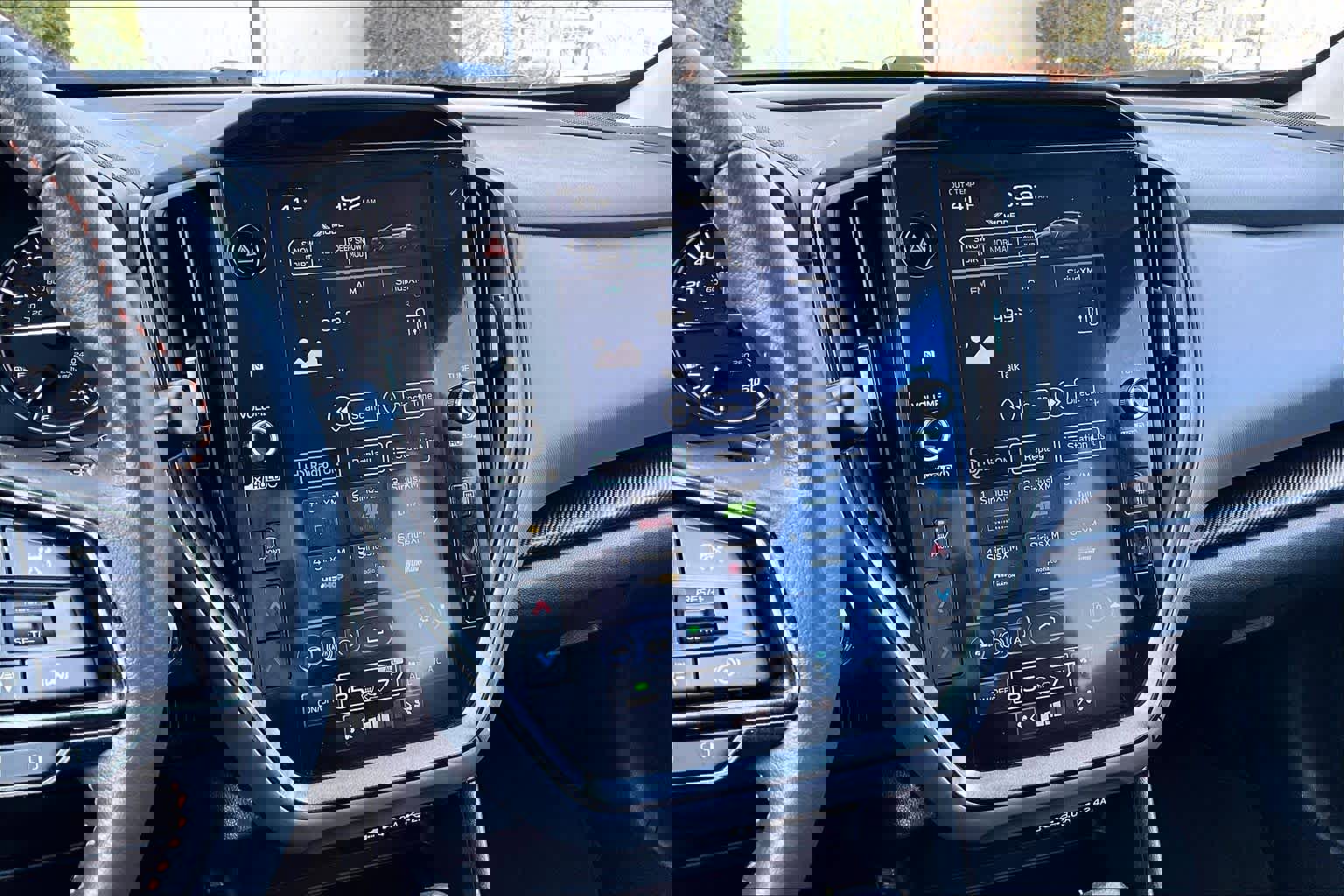 Used 2024 Subaru Crosstrek 2.5i Limited image 7