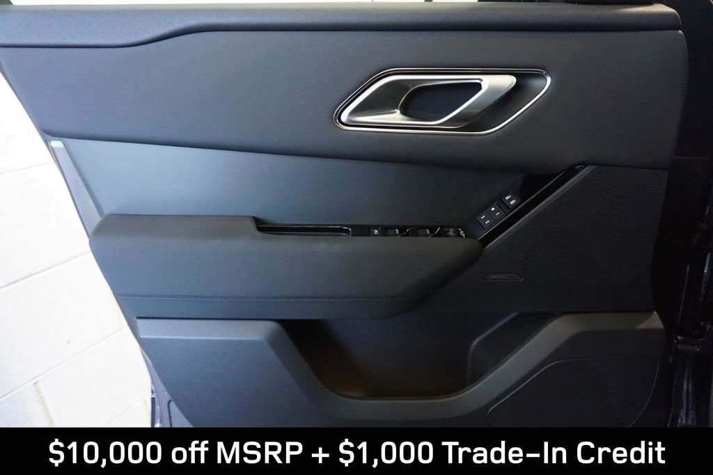 New 2025 Land Rover Range Rover Velar Dynamic SE image 16