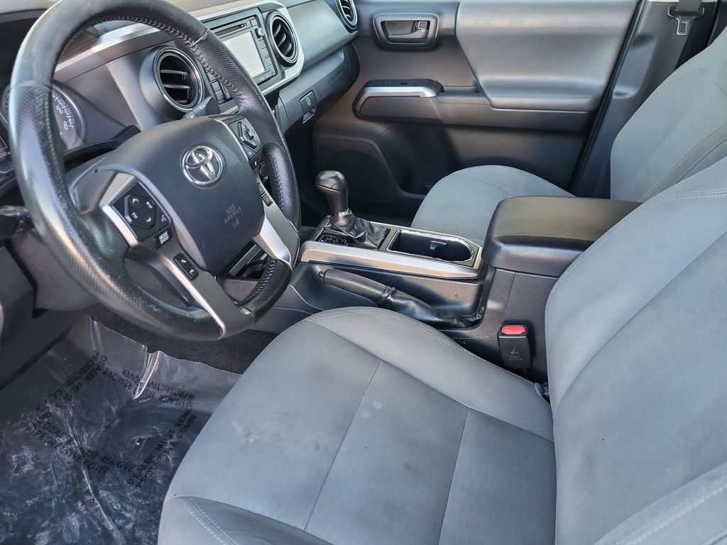 Used 2019 Toyota Tacoma SR5 image 12