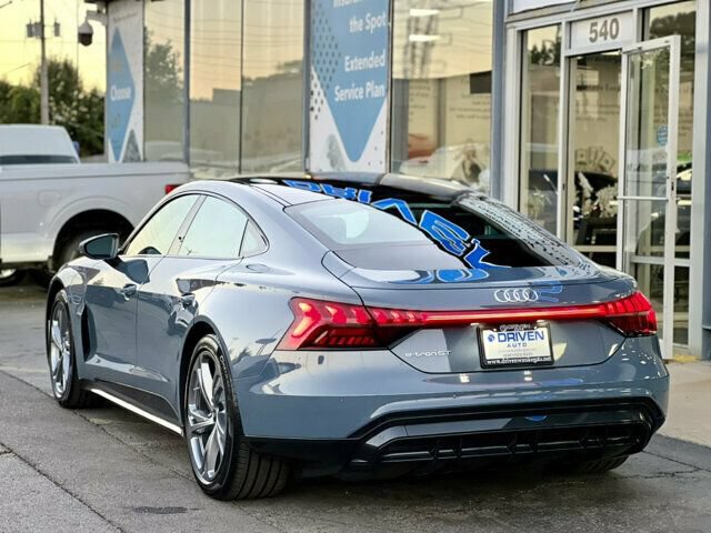 Used 2023 Audi e-tron GT Premium Plus AWD/4WD image 3