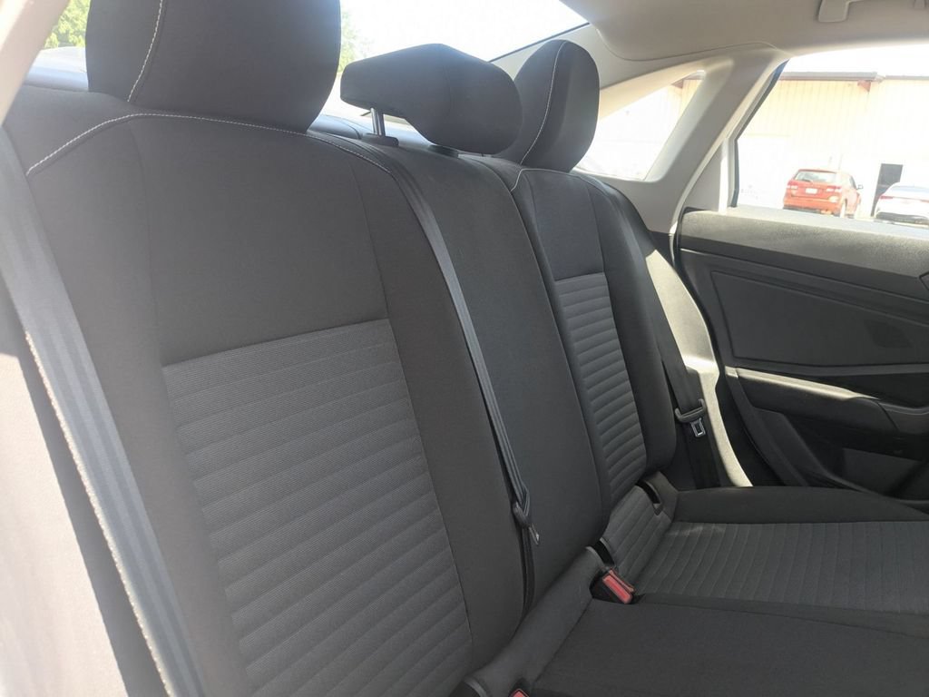 Used 2024 Volkswagen Jetta S FWD image 31