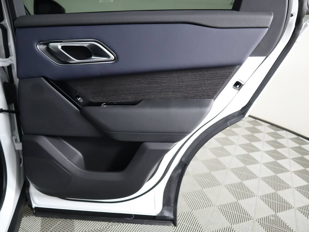 Certified 2024 Land Rover Range Rover Velar S AWD/4WD image 29