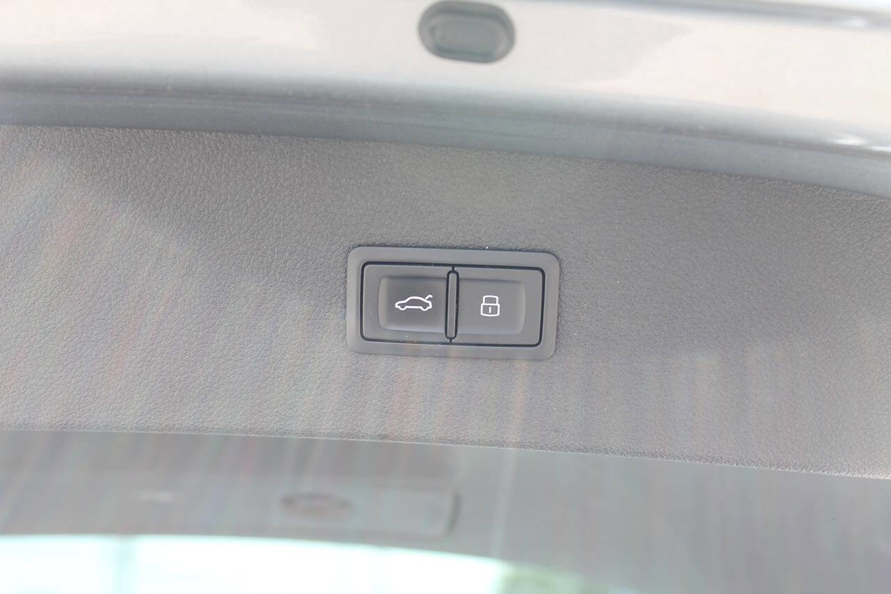 Used 2016 Audi A7 3.0T Premium Plus w/ 20" Wheel & Tire Package image 21