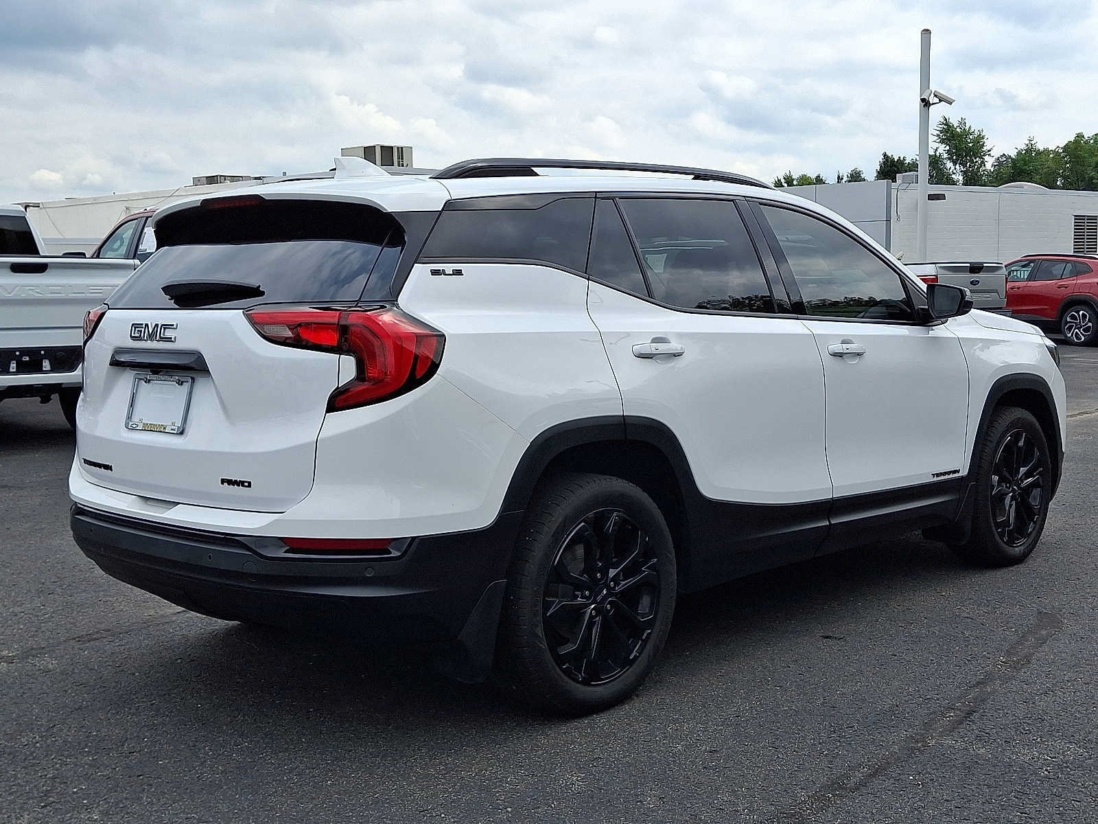 Used 2021 GMC Terrain SLE w/ Driver Convenience Package AWD/4WD image 6