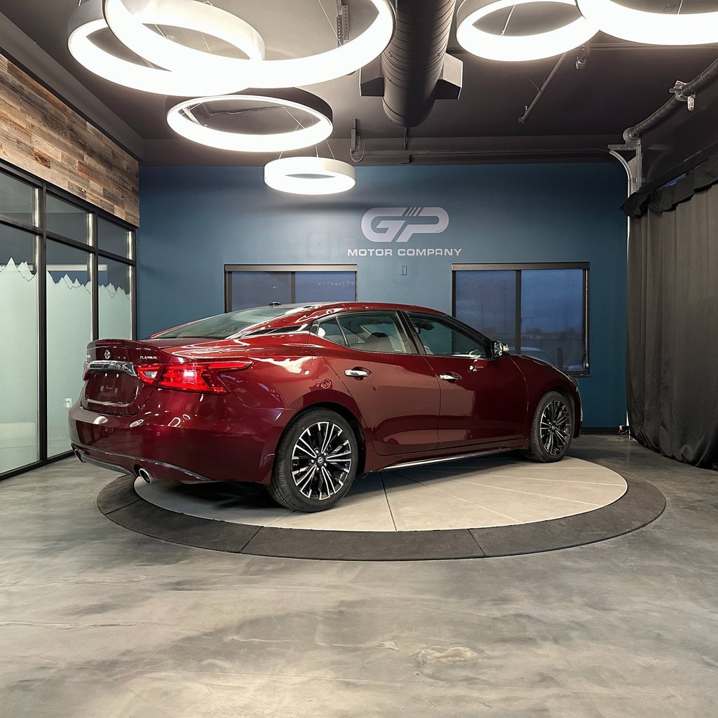 Used 2016 Nissan Maxima Platinum w/ Interior Lighting Package image 3